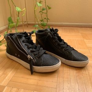 Dolce Vita Sneakers